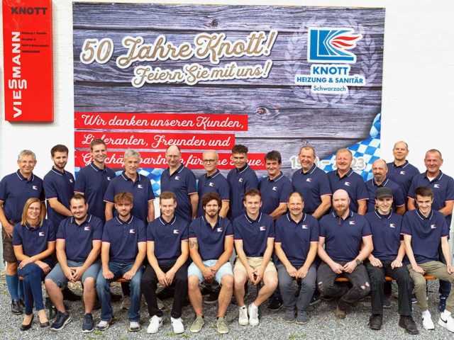 Team Knott Heizung & Sanitär GmbH anlässlich des 50. Firmenjubliäums