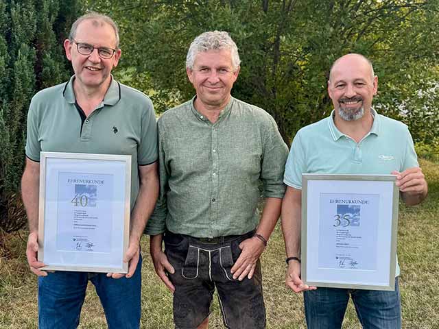 Für 35 UND 40 JAHRE IM BETRIEB GEEHRT